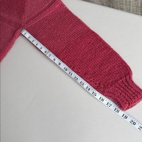 Hand-Knit Wool Sweater Raspberry Pink - Picture 14 of 14